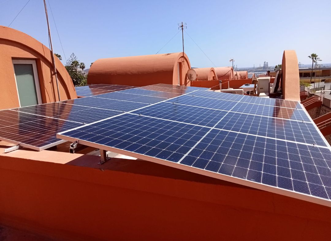 SR Instalación de placas solares en Las Palmas de Gran Canaria