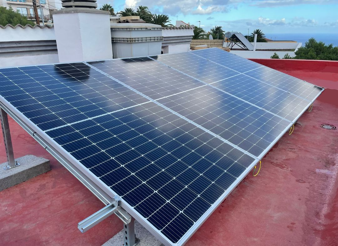 SR Instalación de placas fotovoltaicas en El Rosario isla de Tenerife