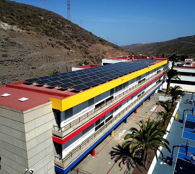 colegio con energia solar