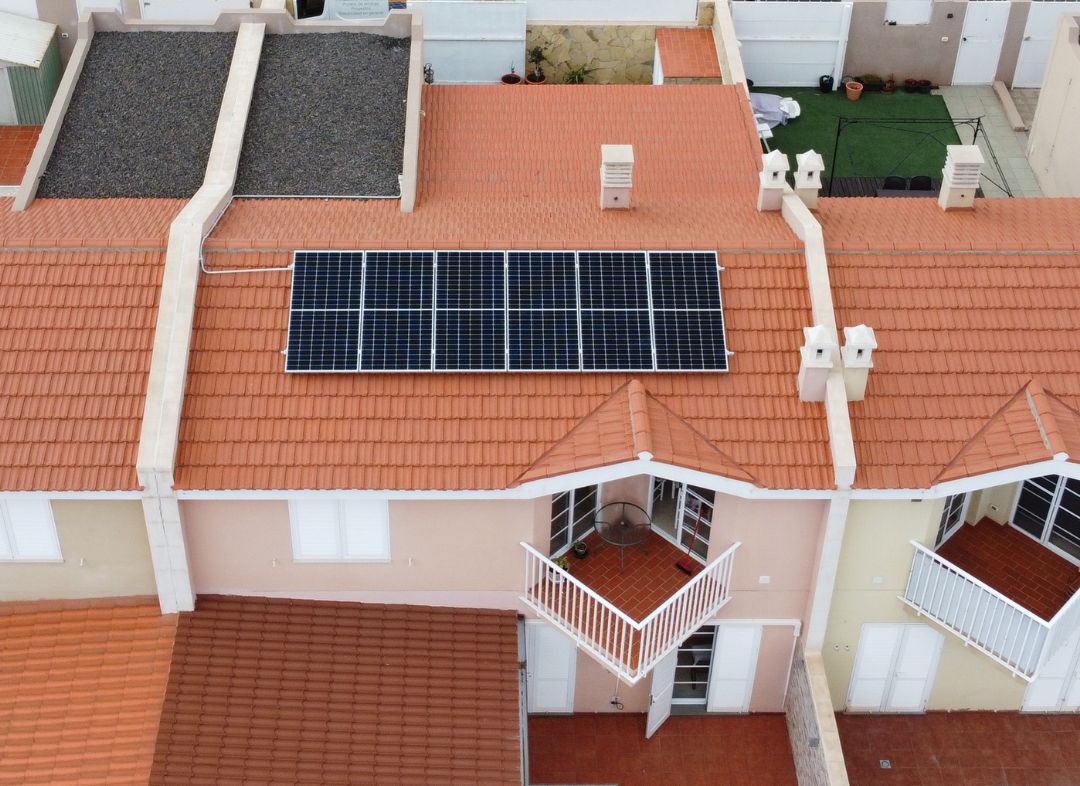 SR Instalación de placas fotovoltaica en Acorán, Tenerife